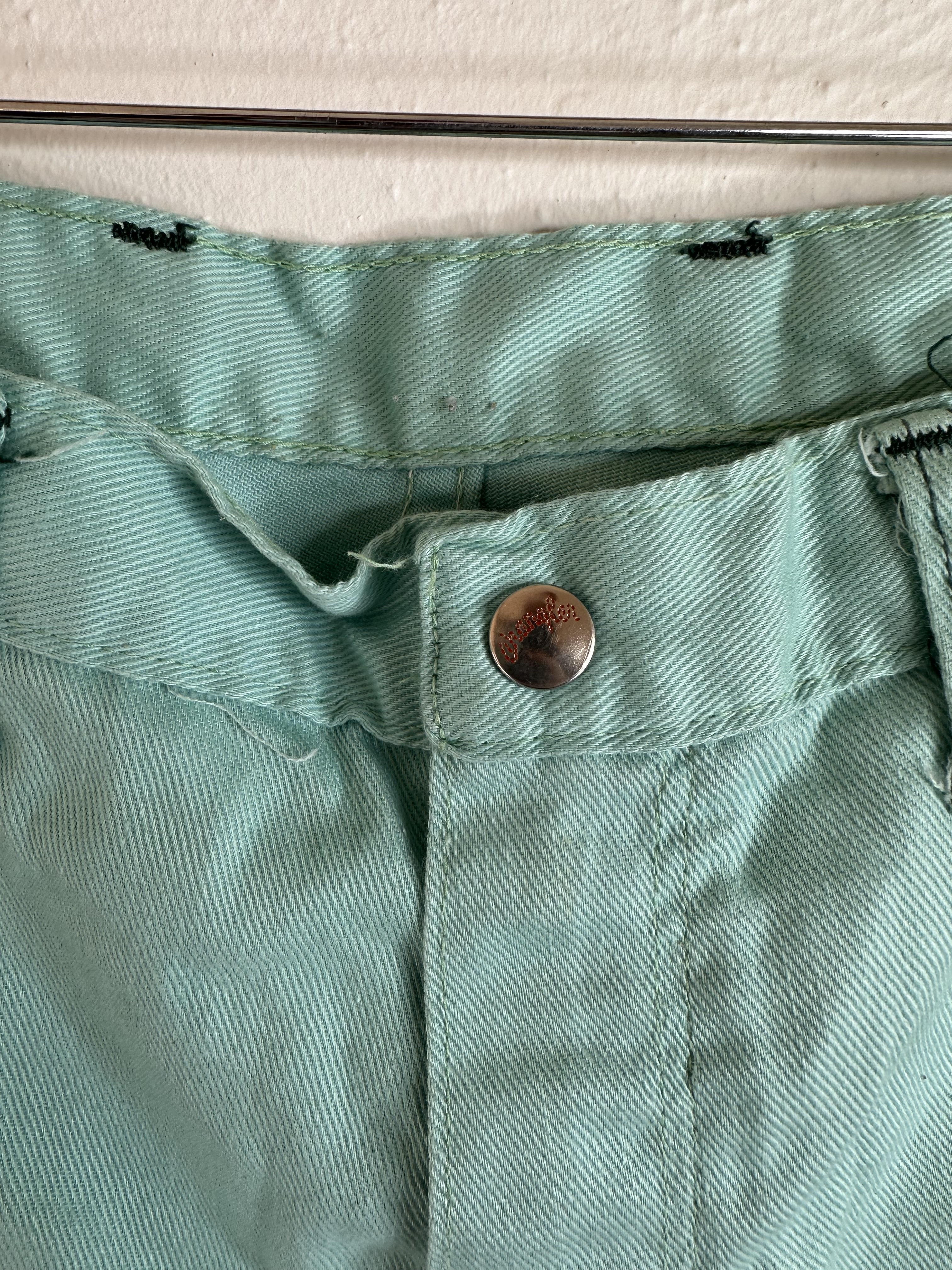 Vintage 70s Teal Sea Foam Green Wrangler Bell Bottoms Flare Denim jeans  Size 32X28. - Vagabonds Vintage